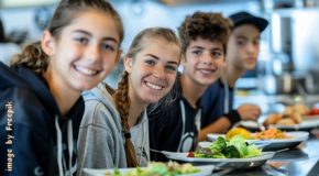 L’inscription à la restauration scolaire est-elle un droit pour les familles ?